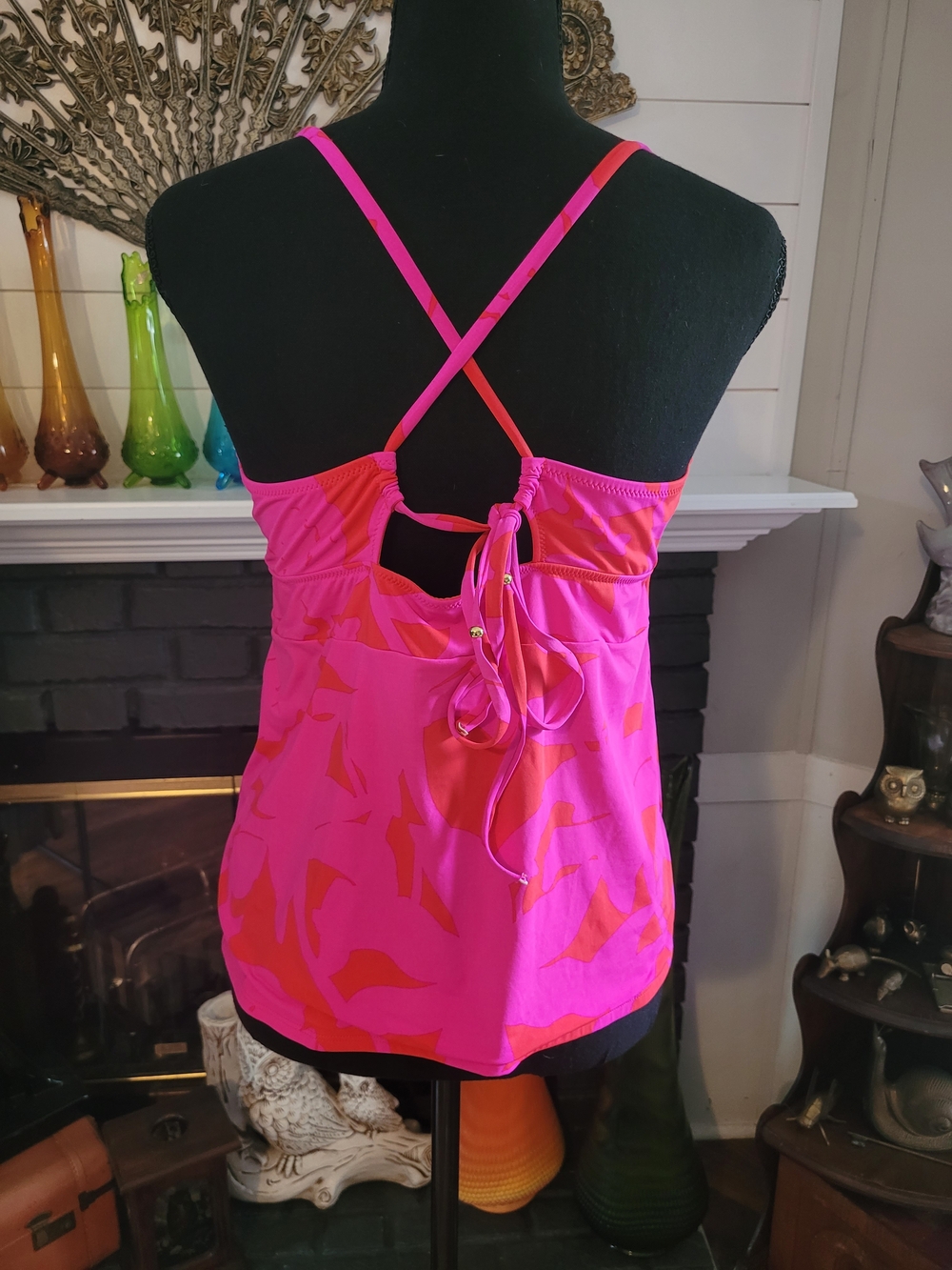 Vineyard Vines Swim TOP ONLY - Picture 2 of 6